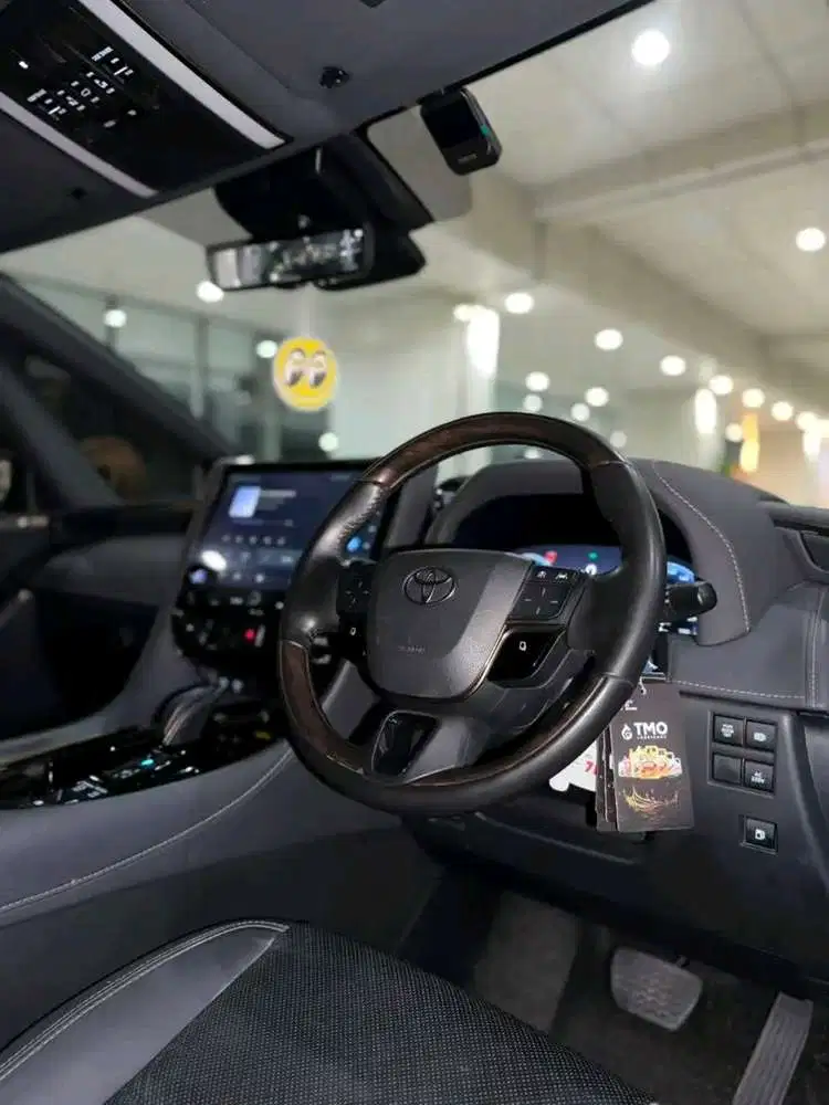 Toyota Alphard 2025 Bensin