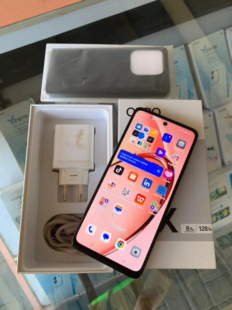 Oppo A3x 4/128 lengkap minus pemakaian