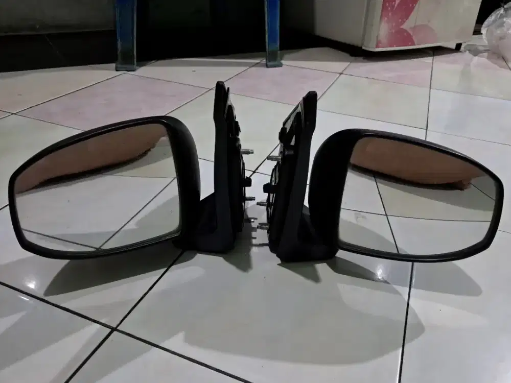 Spion ORI bawaan xenia