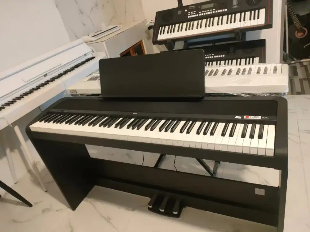 PIANO KORG B2+SP
