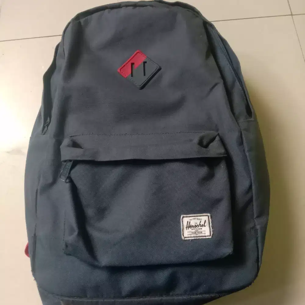 Tas Ransel Herschel Preloved Seken Second