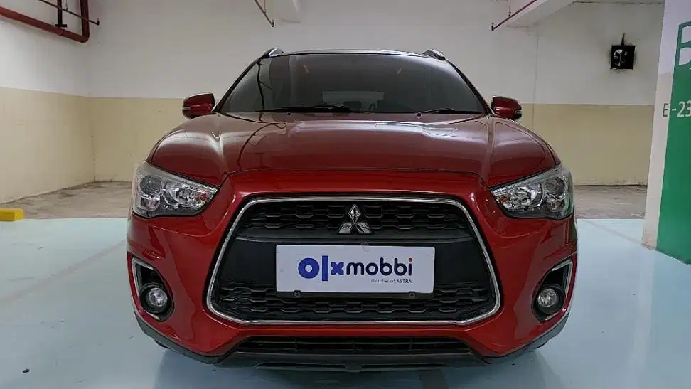 LOW DP Mitsubishi Outlander Sport 2.0 PX Bensin-AT 2015 9SN
