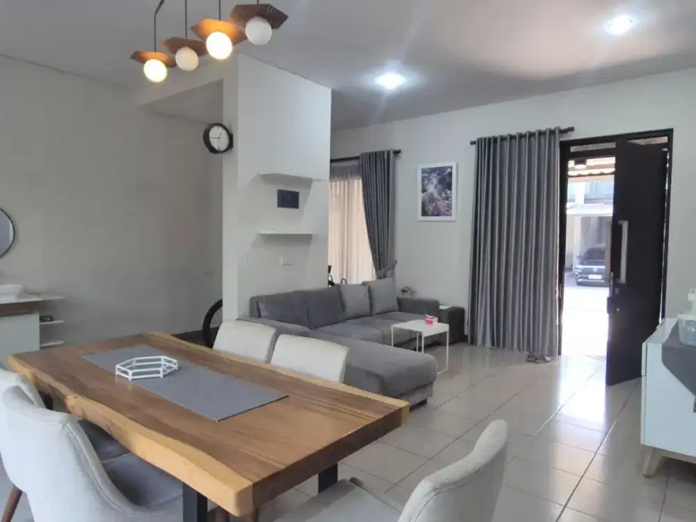 For Rent! Rumah Tinggal Full Furnish Berlokasi Di CLuster Elite Kota Baru Parahyangan, Bandung