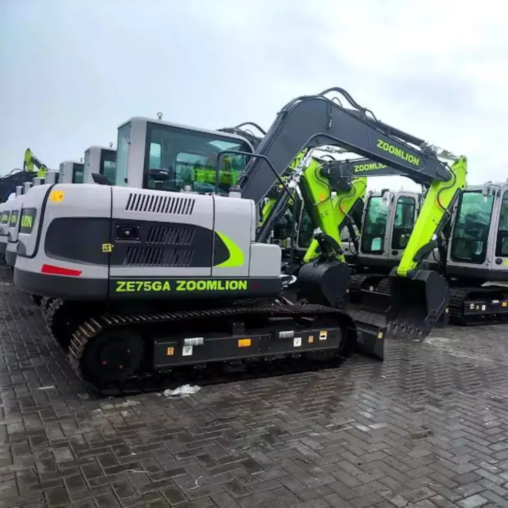 Excavator Zoomlion ZE75 kelas 7,5 ton