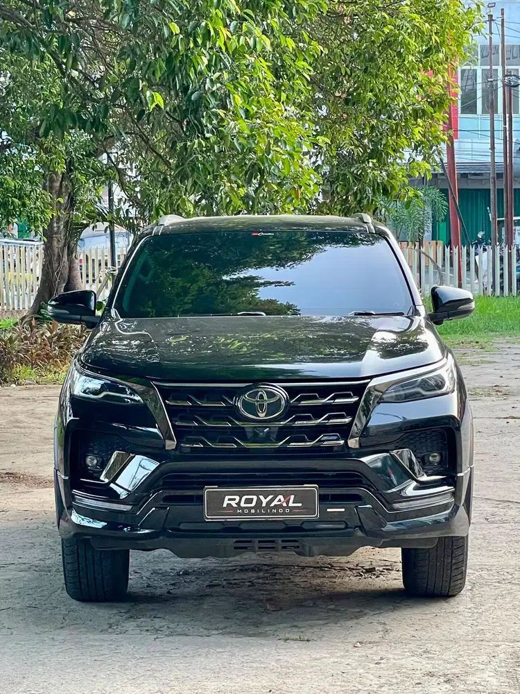 Toyota Fortuner GR 2.4 AT Diesel 2022/ 2023, Tgn 1