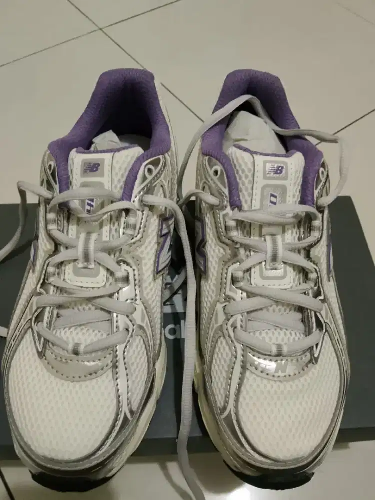 sepatu NB Baru no 37 (edisi kekecilan)