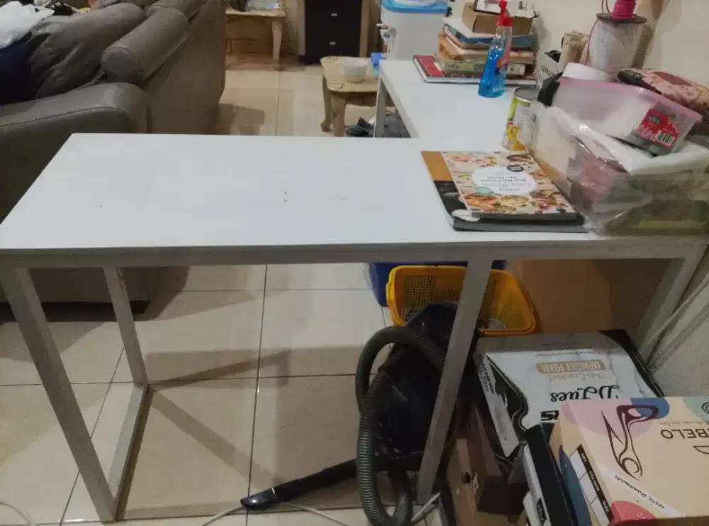 Meja belajar besi mulus