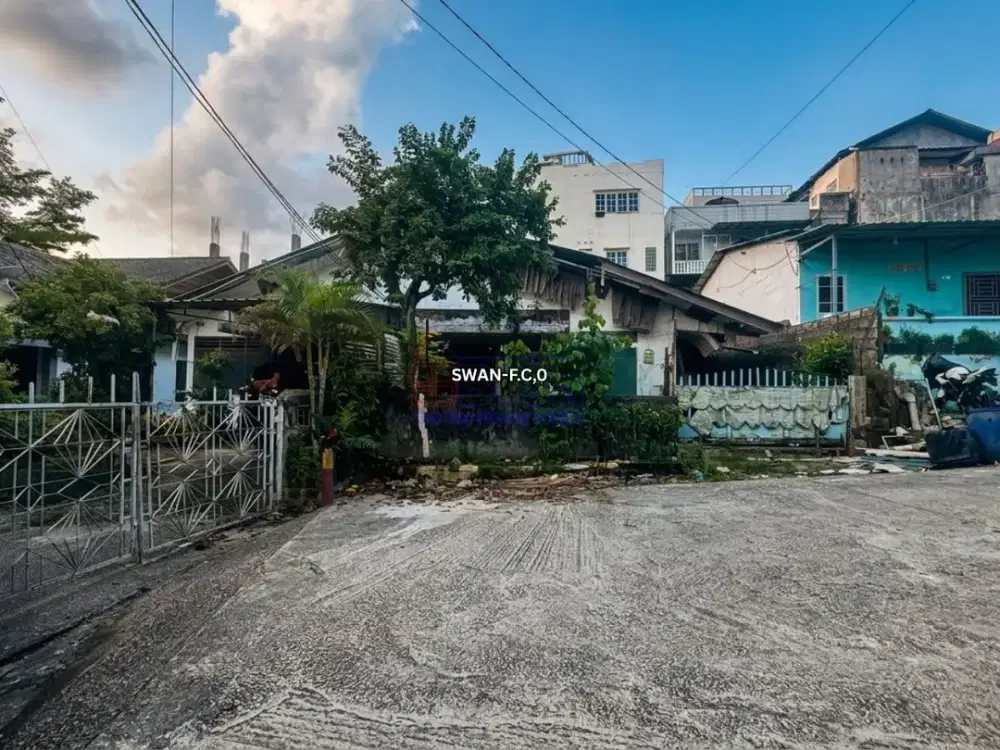 Rumah di Kampung Utama Nagoya Butuh Renovasi | Harga Setara Tanah Saja