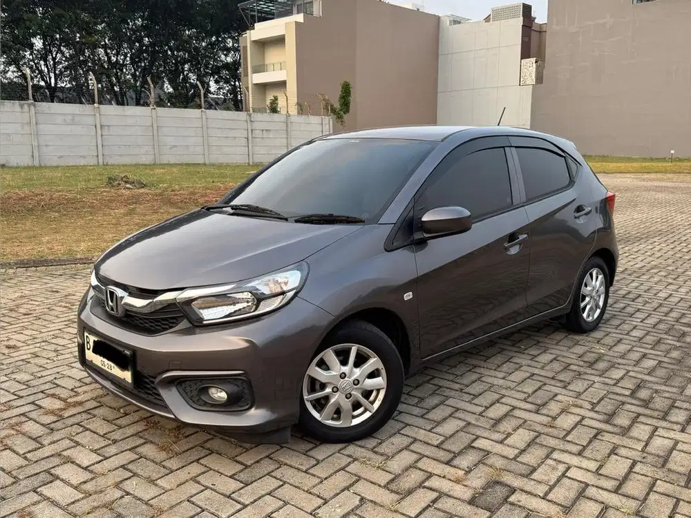 Honda Brio 2023 km 30rb Cash tangan pertama record