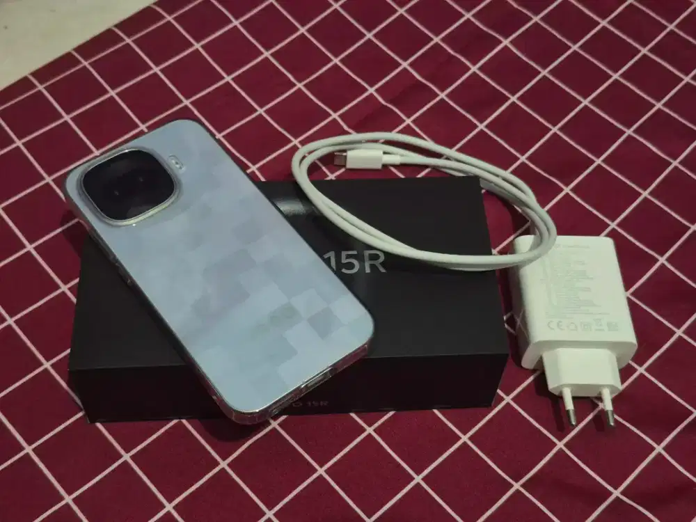 Iqoo 15r 8/256 Fullset
