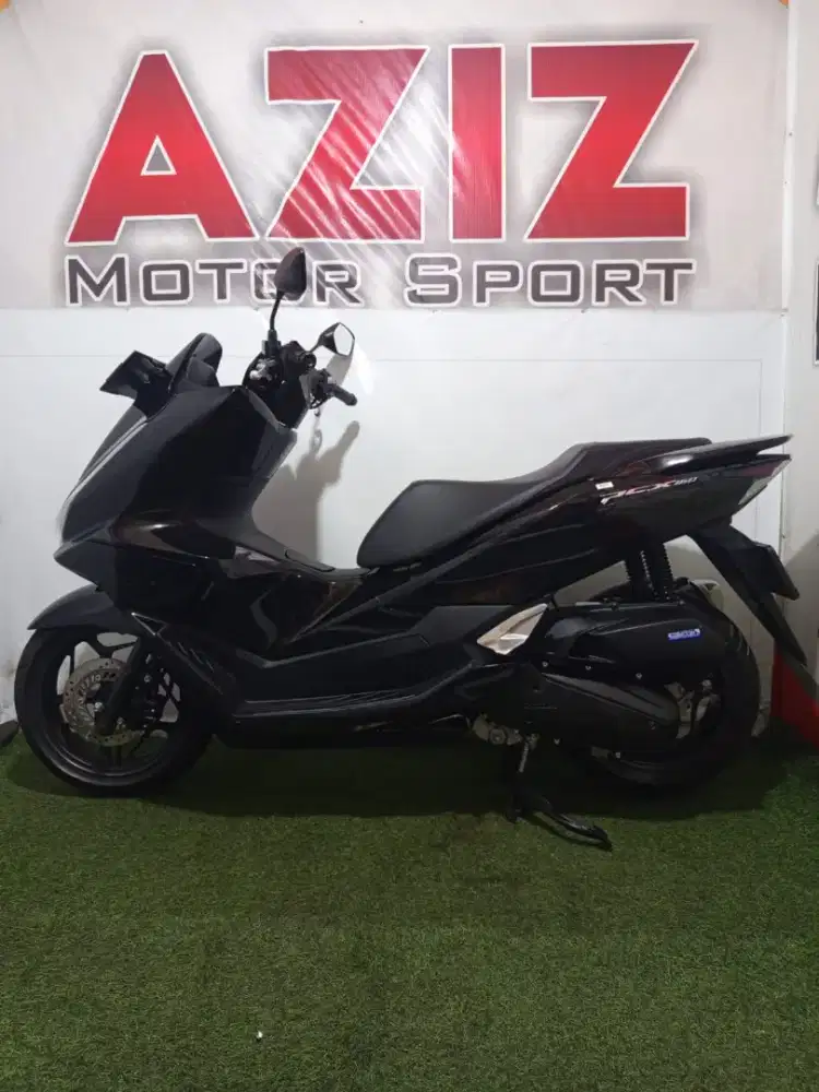 PCX hitam glossy terbaru map Aziz Hana motor