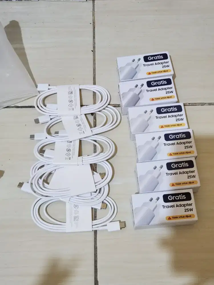Charger copotan samsung kondisi baru