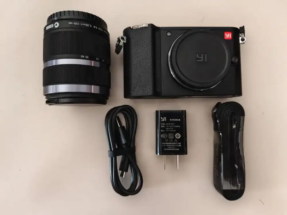 Mirrorless Yi M1