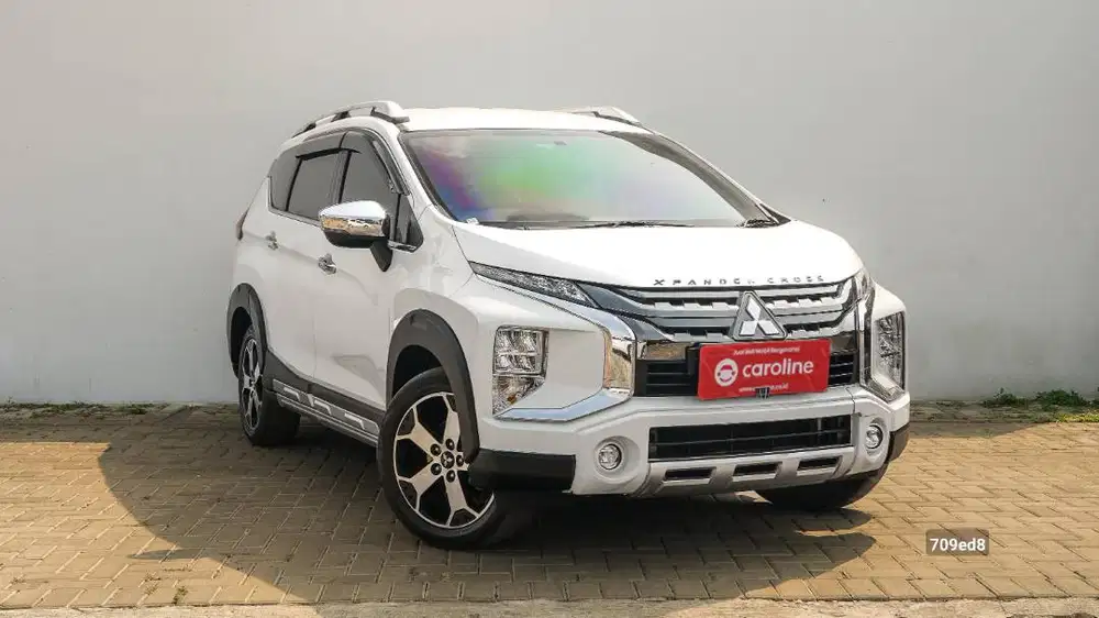 MITSUBISHI XPANDER CROSS PREMIUM 1.5 AT 2021 PUTIH