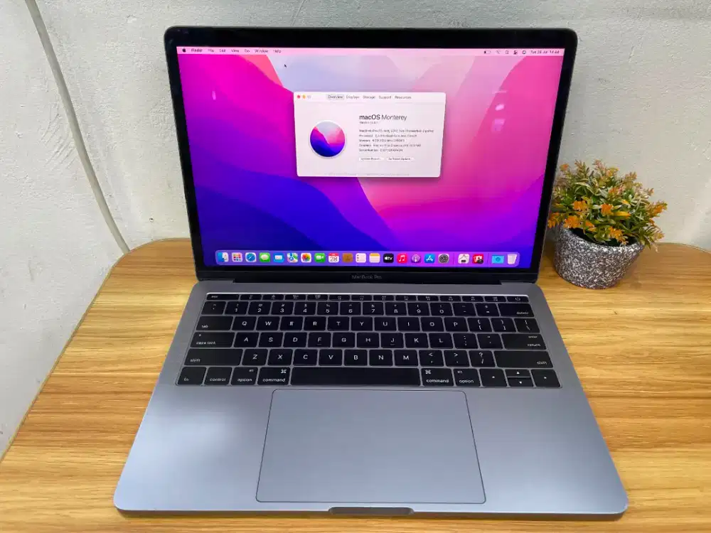 MacBook Pro 2017 Core i5/RAM 8GB/256GB
CC 808 service