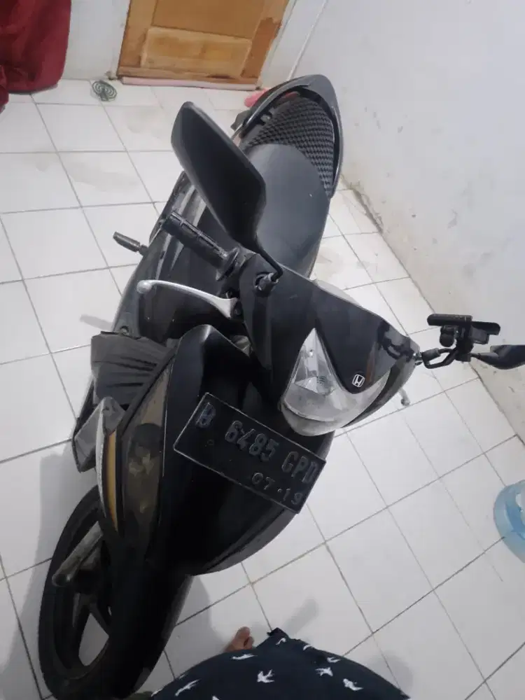 HONDA SPACY KARBU 2011
