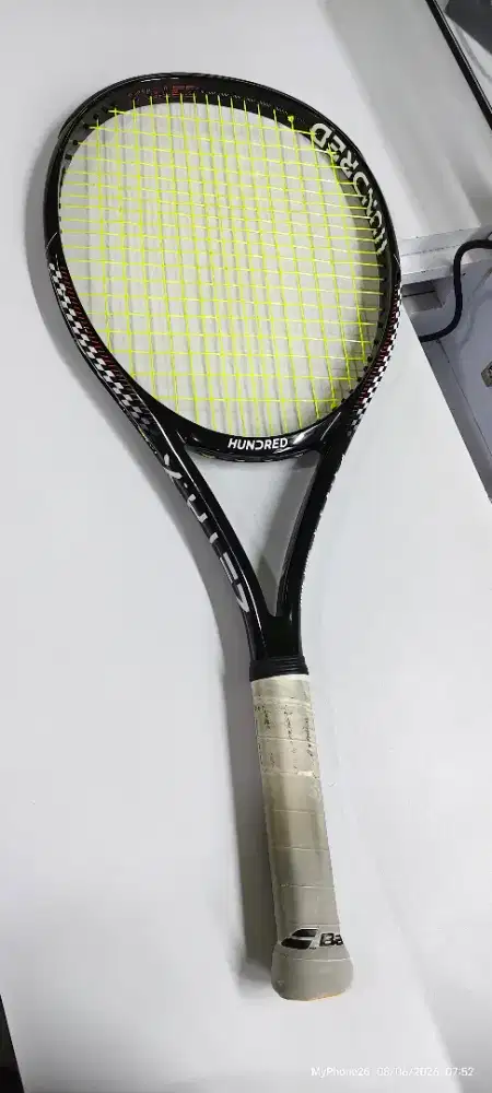 Raket Tennis Hundred