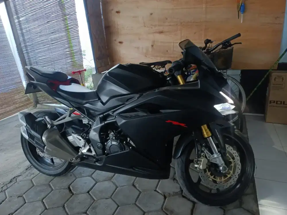 JUAL HONDA CBR 250 CC