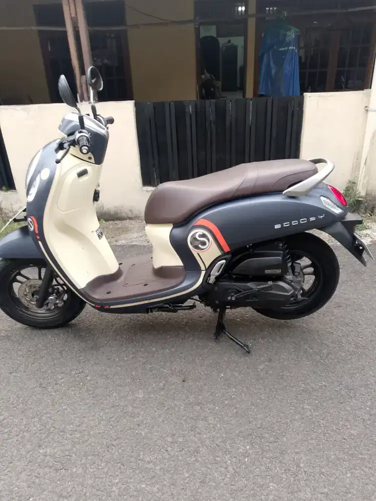 Honda scoopy 2018 Type tertinggi ISS