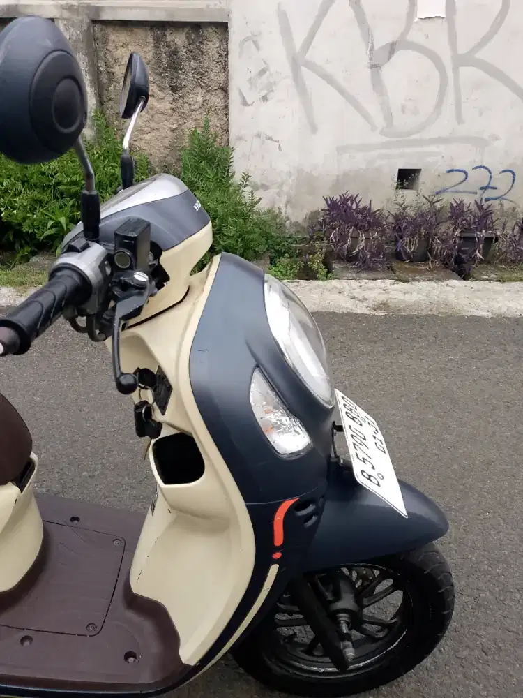 Honda scoopy 2018 Type tertinggi ISS