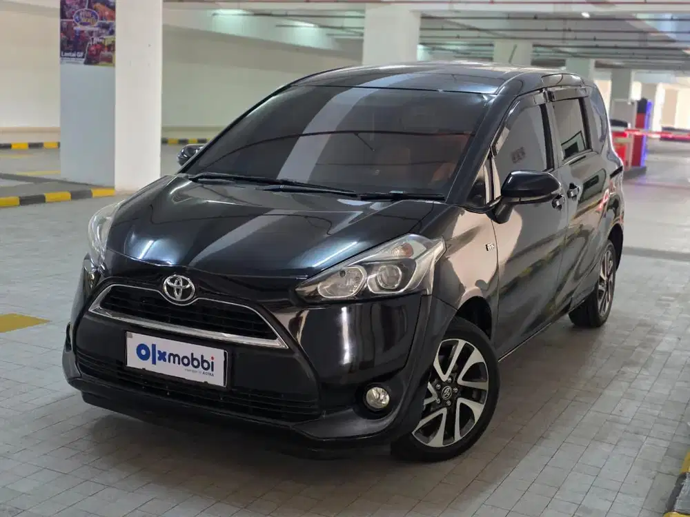DP RENDAH - Toyota Sienta 1.5 V Bensin-AT 2016