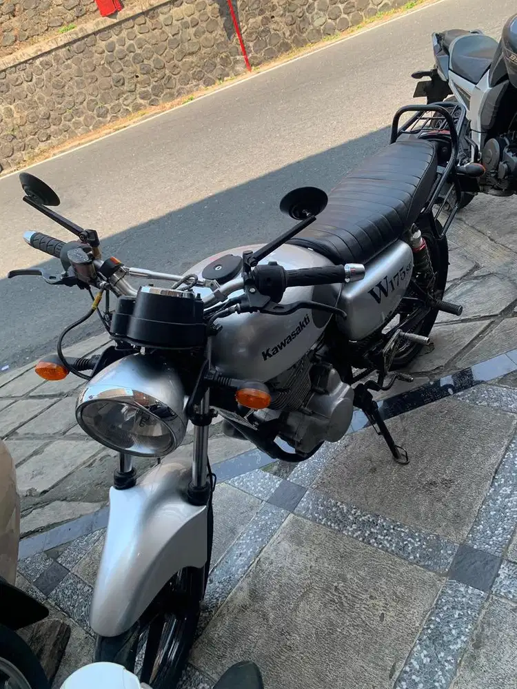 Kawasaki W175 SE