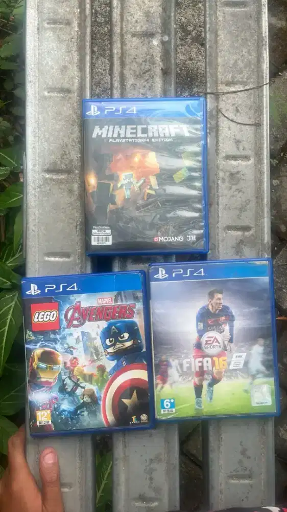 BUNDLING BD PS 4 MULUS