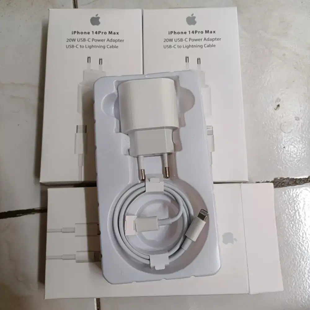 Charger iPhone kabel c to lightning