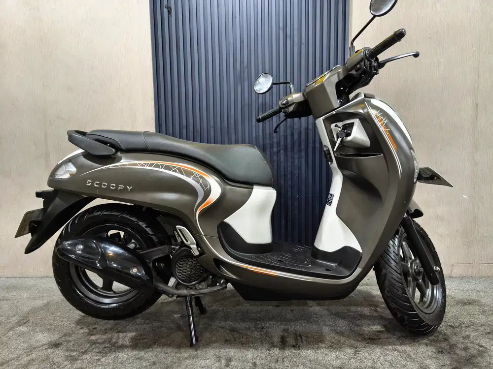 Scoopy fi FASHION 2025 istimewa mulus terawat siap pakai...