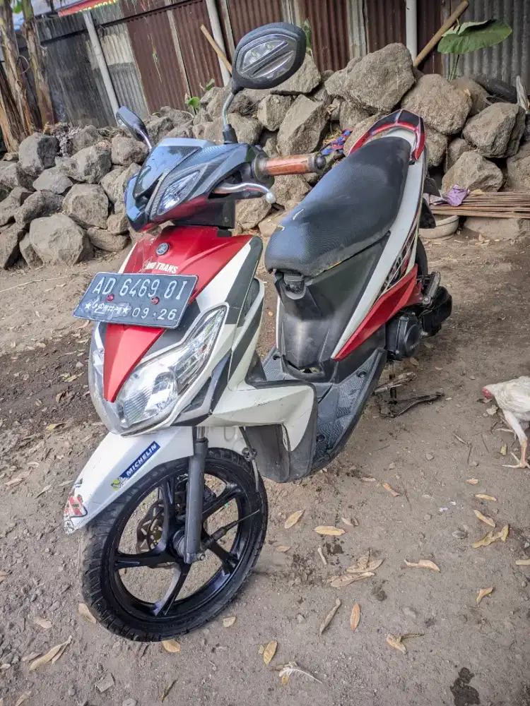 Yamaha Xeon karbu 2013