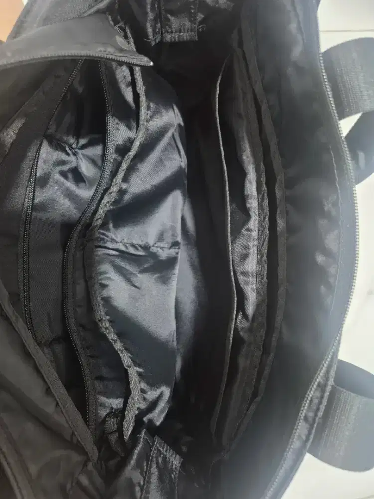 Tas selempang masig bagus