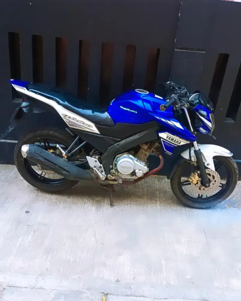 Yamaha Vixion new nvl 2013 kesayangan Lengkap siap pakai