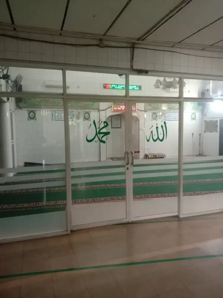 Qori dan muazin