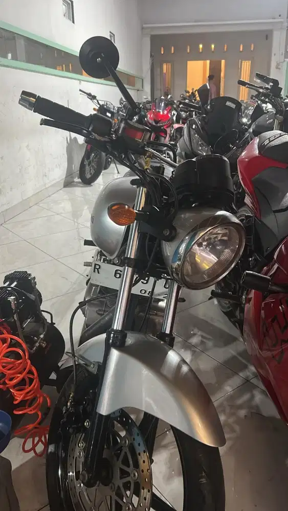Kawasaki w175se