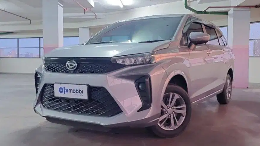 TDP 8, JT Daihatsu Xenia 1.3 X Bensin-AT Silver 2021