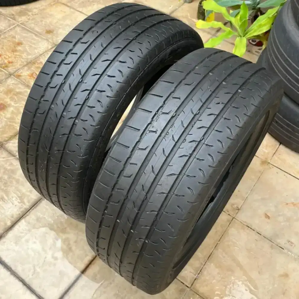 Continental MC6 215/55/R17