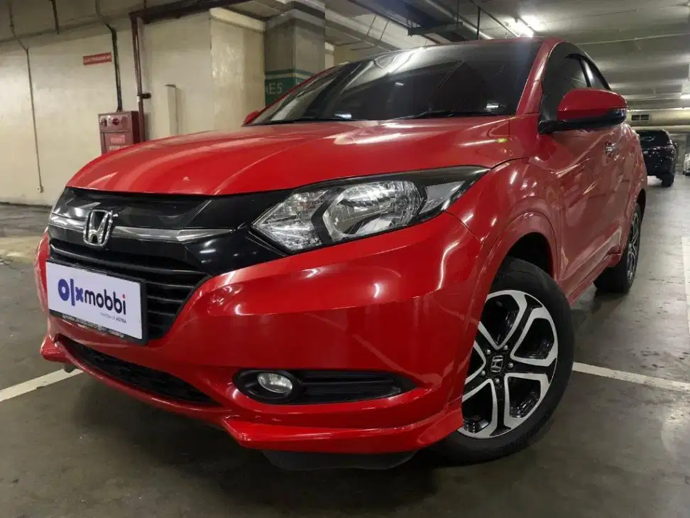 TDP 9, JT Honda HR-V 1.5 E Bensin-AT Merah 2018