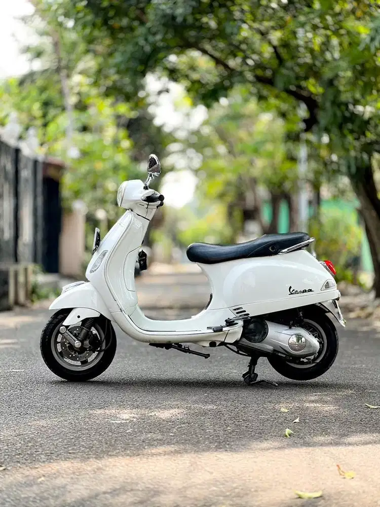 VESPA LX 150 3V 2013 TERMURAH!