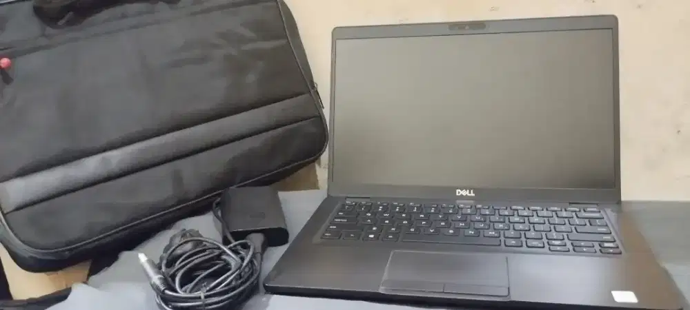 Laptop DELL 5400 Intel i5-8365 (Grey) Mulus