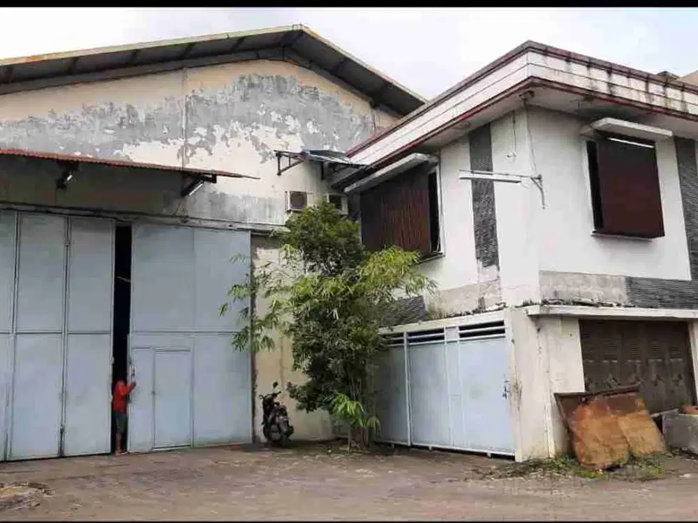 DIJUAL Gudang raya bambe driyorejo gresik Bisa akses containet 40 feet