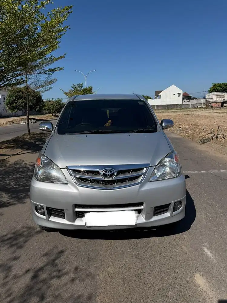 Jual Cepat Toyota Avanza G manual 1.3 2011 Full Original Km 90 rb aja