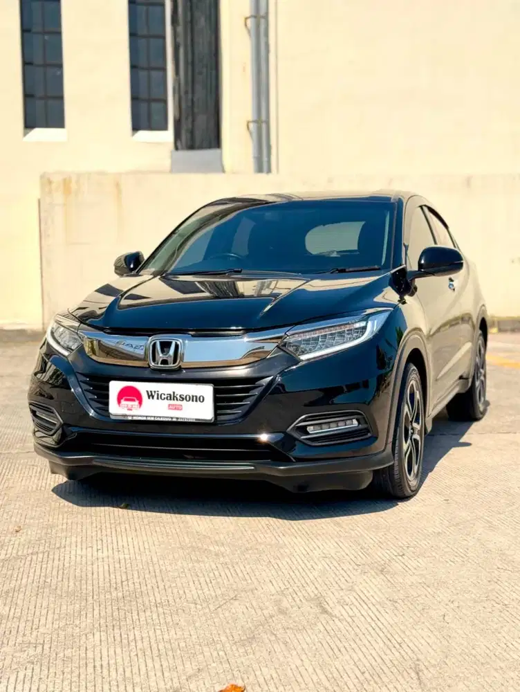 HONDA HRV SE CVT HITAM 2019