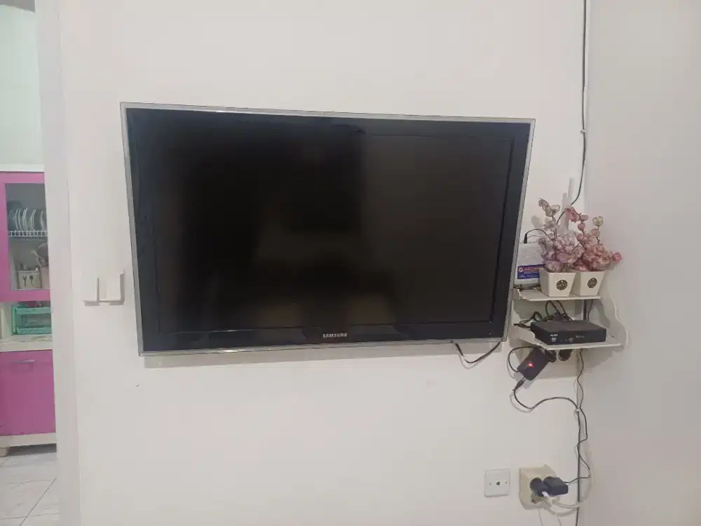 Di jual tv samsung 42