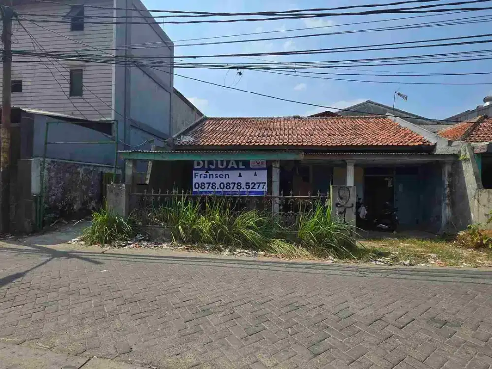 Rumah Tua luas 170 m2 hitung tanah, di jalan Melati Raya, Tanah tinggi. Tanggerang kota.