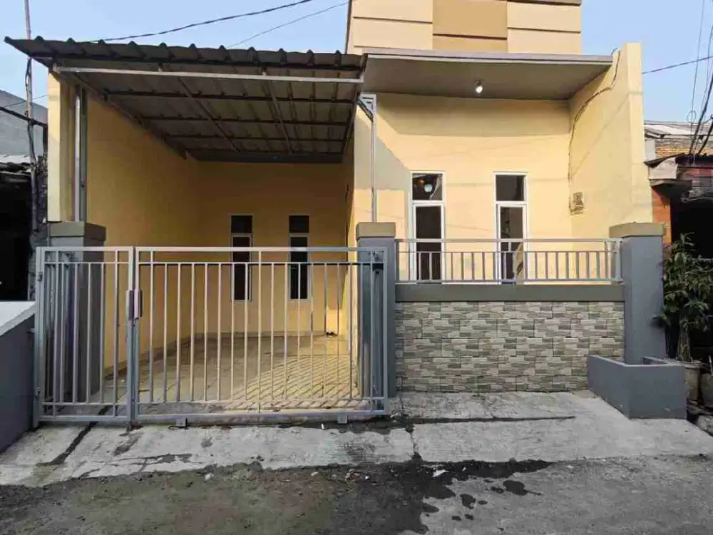 Dijual rumah siap huni 2 kamar tidur Di pejuang, Taman Harapan Baru Bekasi
