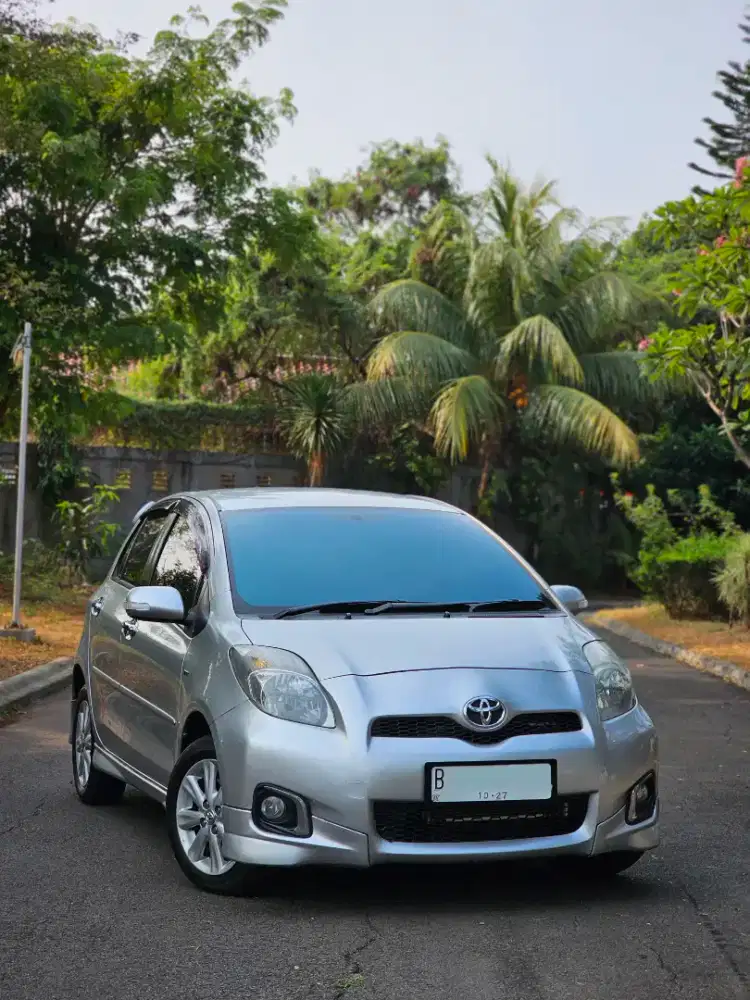 TOYOTA YARIS S LIMITED 2012 AT SILVER MULUSSS PAJAK HIDUP SIAP PAKAI