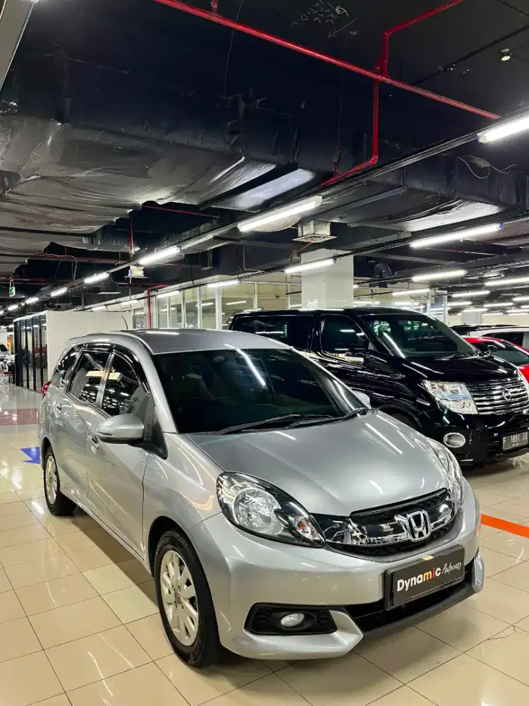 Honda Mobilio tipe E matic Thn 2016
km 90rb 
Service Record