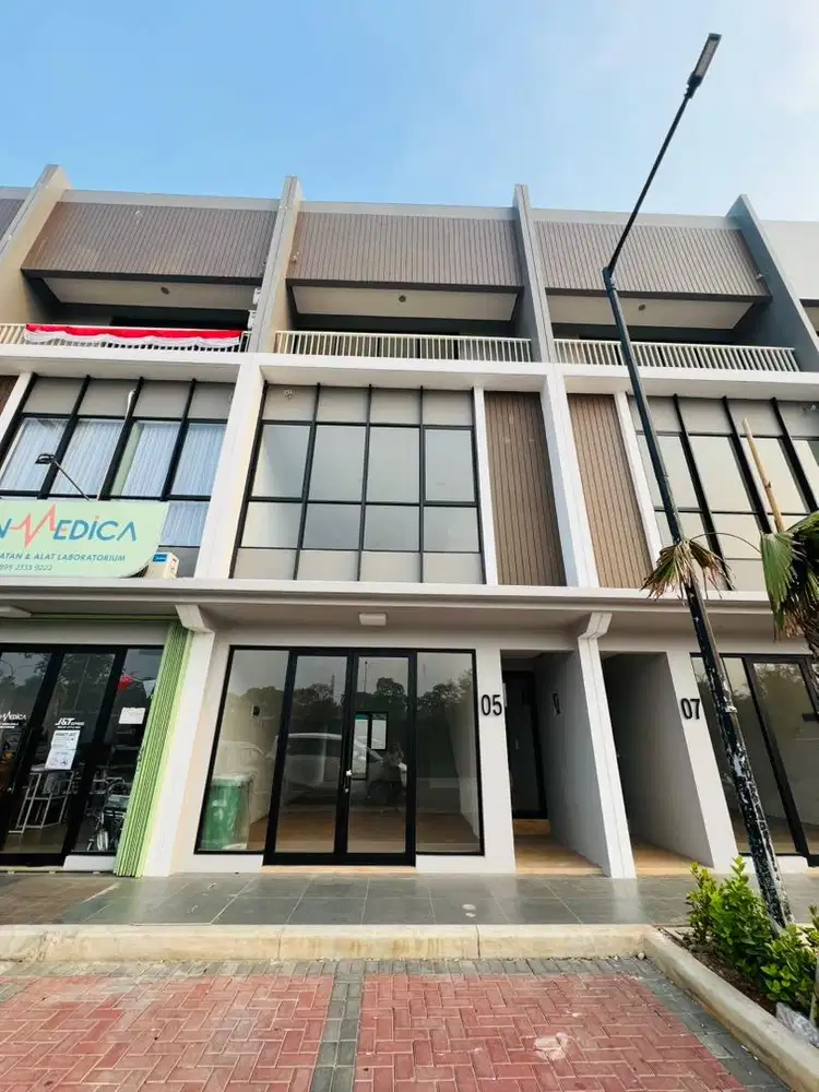 Ruko 3 lantai, lippo karawaci, hive essence
