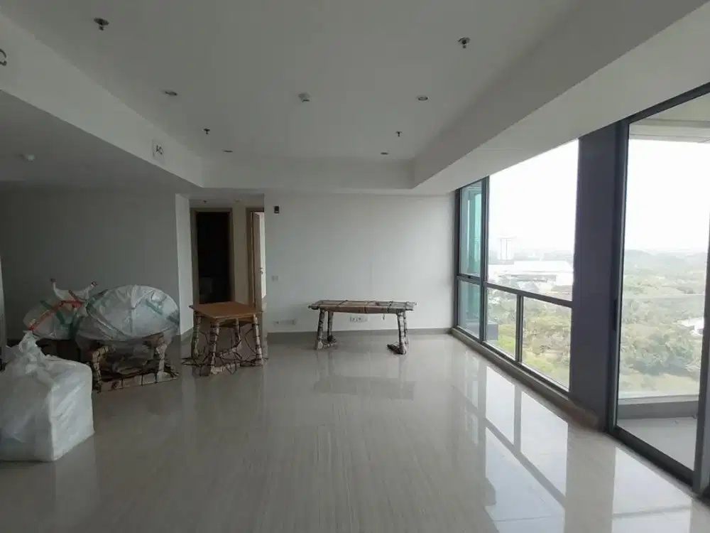 Jual Apartment Hillcrest House Lantai 2 4+1 KT Private Lift 2,55 M