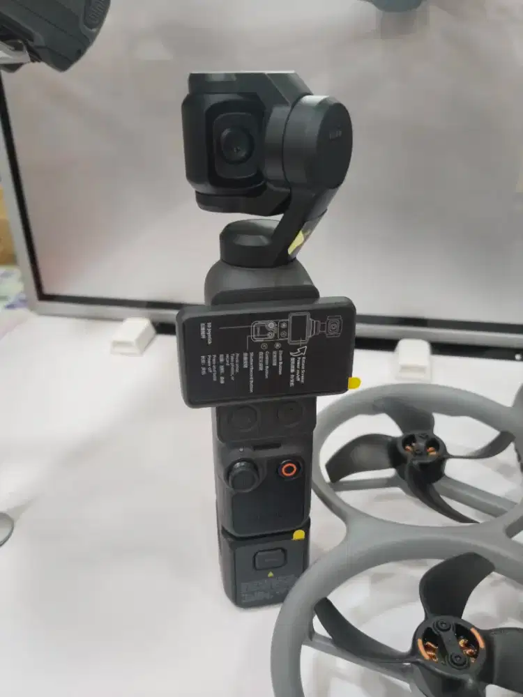 DJI OSMO POCKET 4